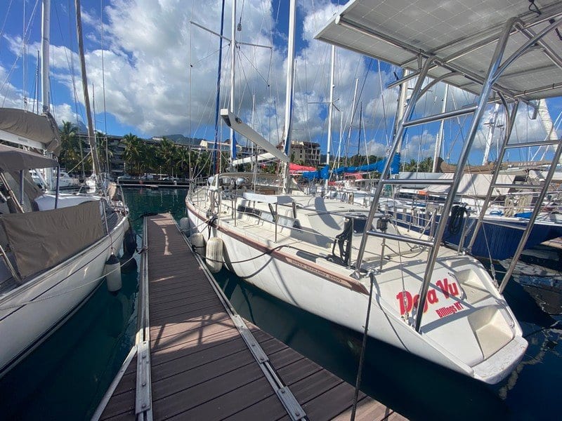 Amel Super Maramu 2000 for sale in Tahiti