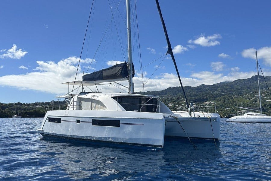 001 Leopard 40 2016 – Moana iti Leopard 40 Owners version for sale in Tahiti