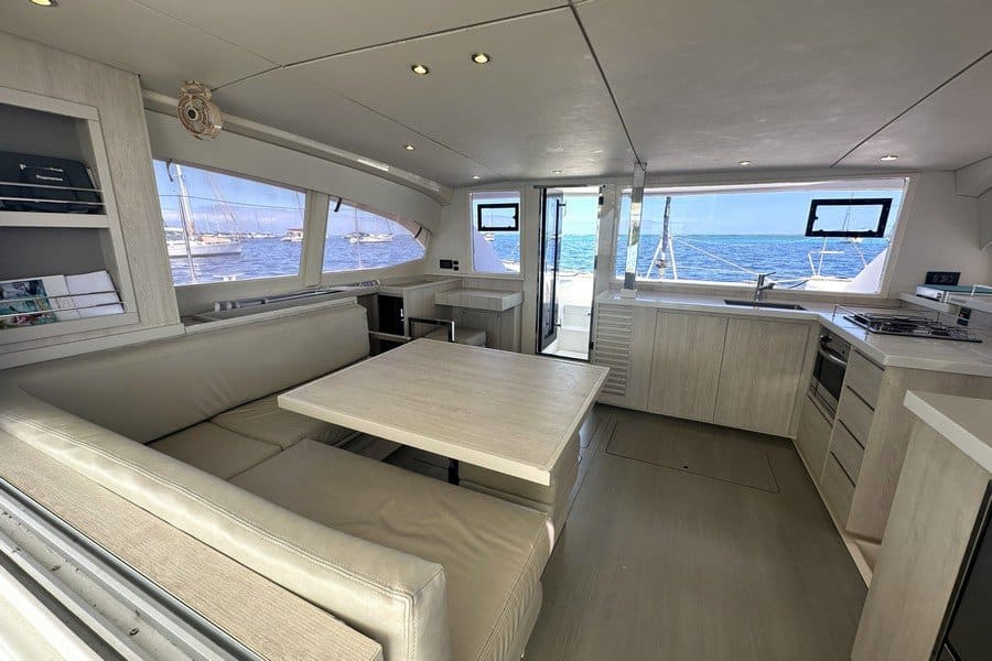 020 Leopard 40 2016 – Moana iti